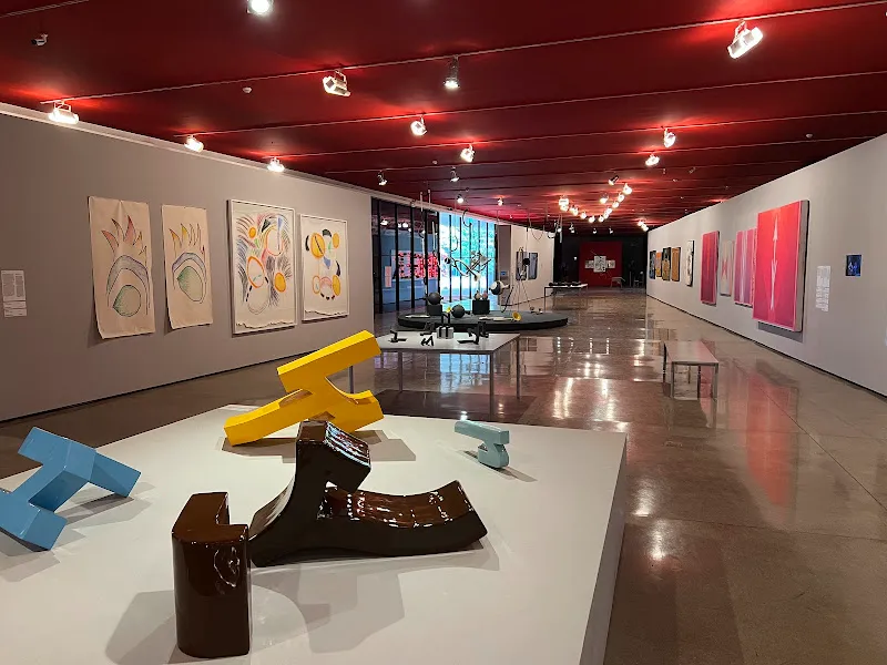 Museu de Arte Moderna (MAM)